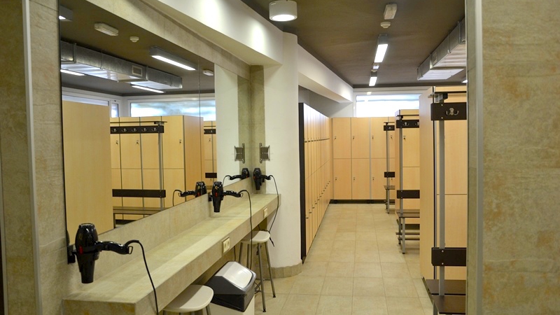 Changing rooms in tennis club in Barcelona